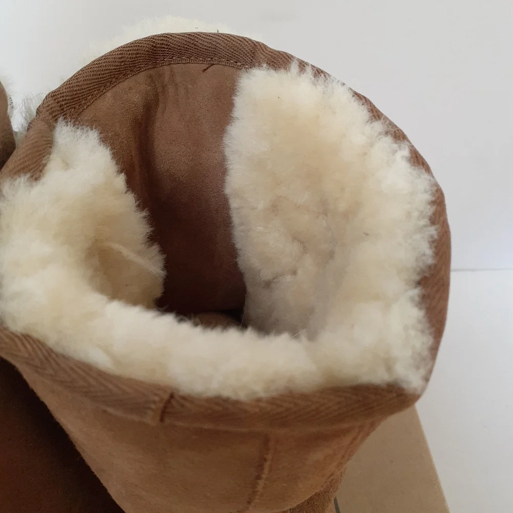 UGG Mukluk Revival Boots sz 5